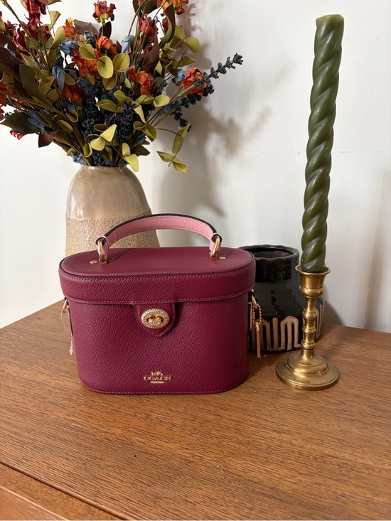 Coach Handbags - Coach Kay crossbody in black cherry